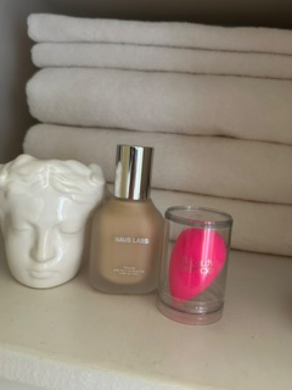HAUS LABS Triclone Skin Tech Foundation + Beauty Blender
